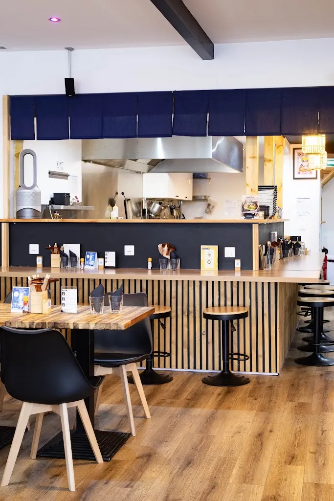 Oomori Ramen & Karaoké box restaurant in Lésigny