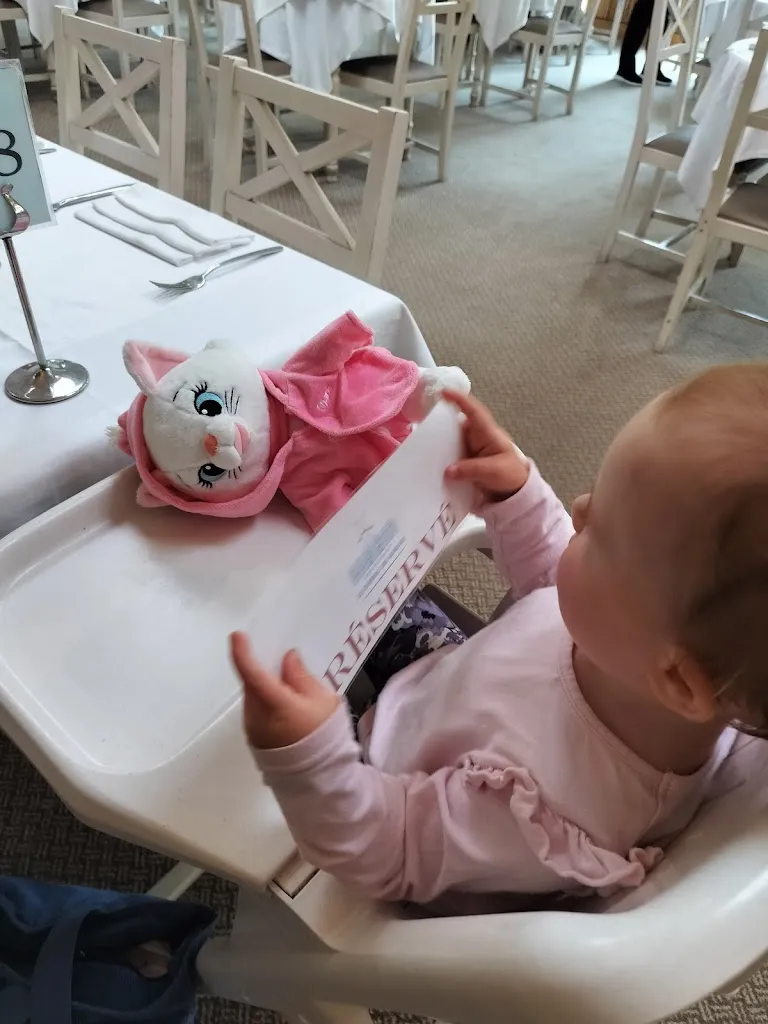 Viktoria Marchal_Le château des Agneaux_Ozoir-la-Ferrière_recensione