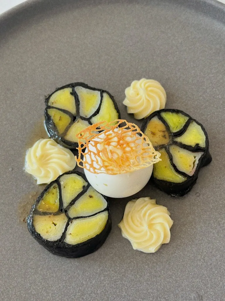 Clara Emmanuella Mezzone_Le château des Agneaux_Ozoir-la-Ferrière_recensione