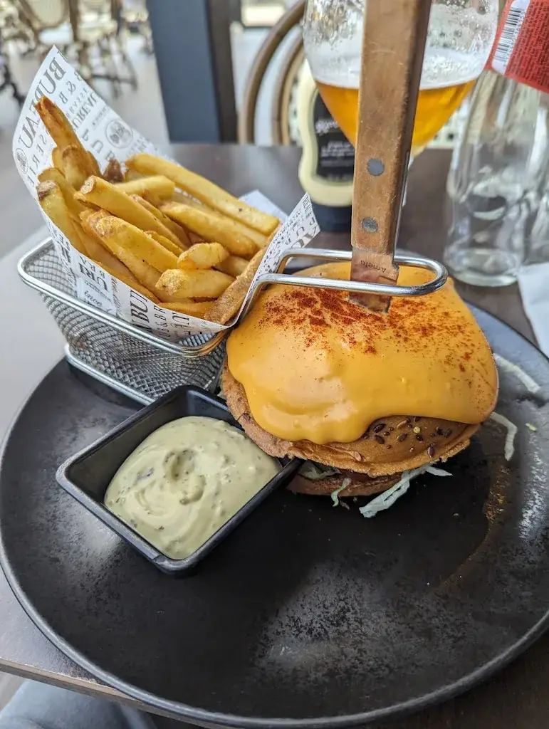 Alexander_Au Bureau - Pub et Brasserie_Éragny_review