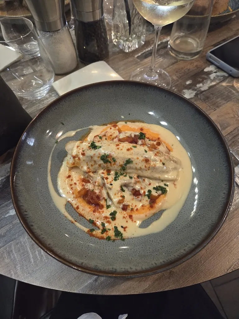 Lauryhn Gitton_La Grange d'Eragny_Éragny_review