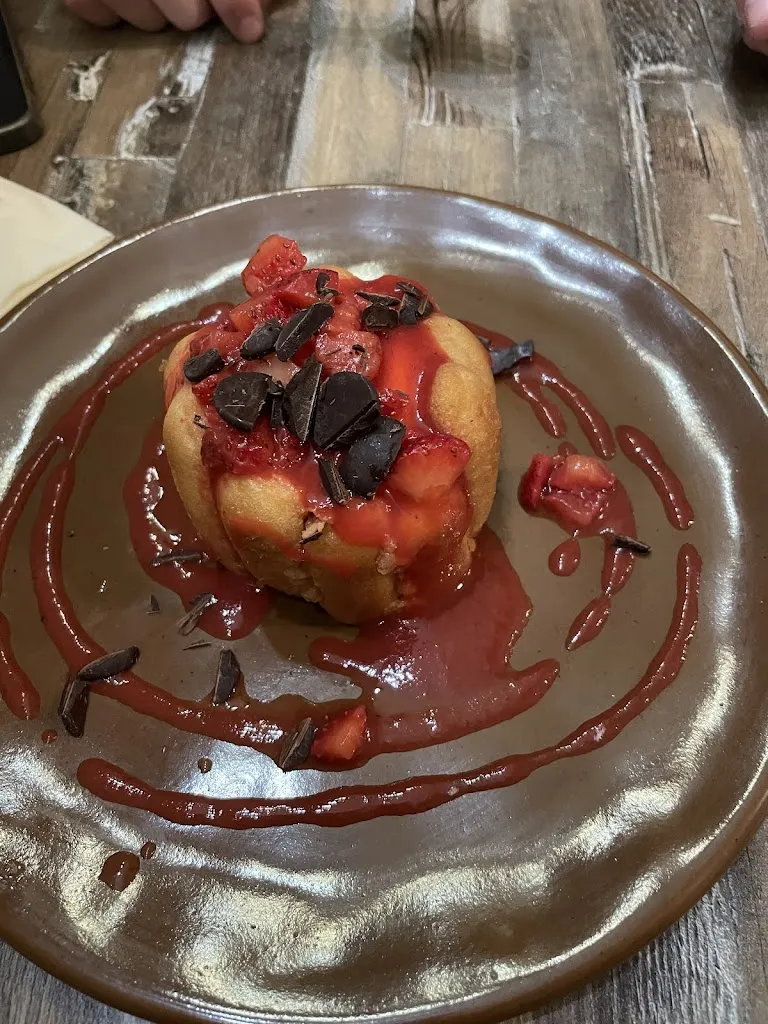 Aline Mouche_La Grange d'Eragny_Éragny_review