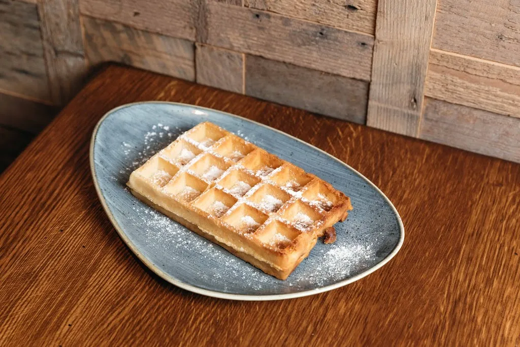 Léon Fish Brasserie - Eragny_Éragny_slider_image_3