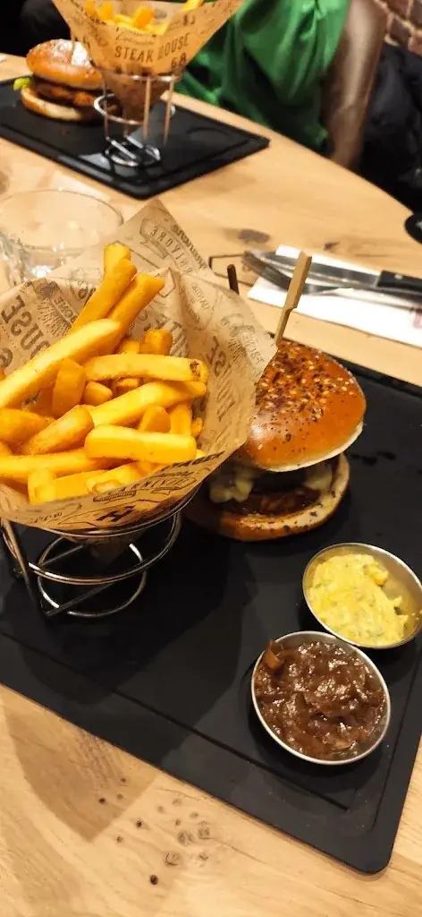 Menu_Hippopotamus Steakhouse_Éragny_image_8