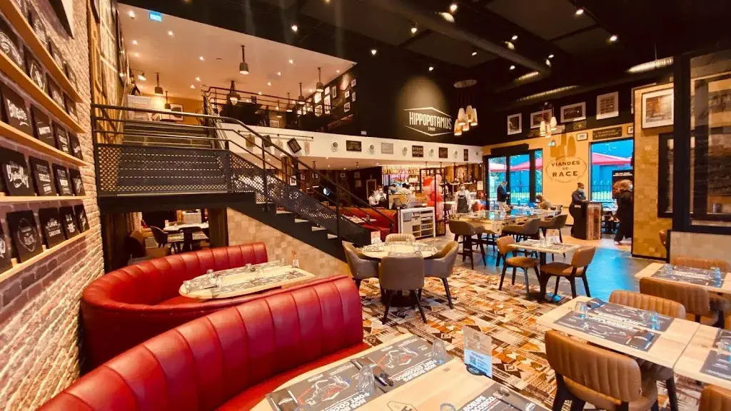 Hippopotamus Steakhouse_Éragny_slider_image_1