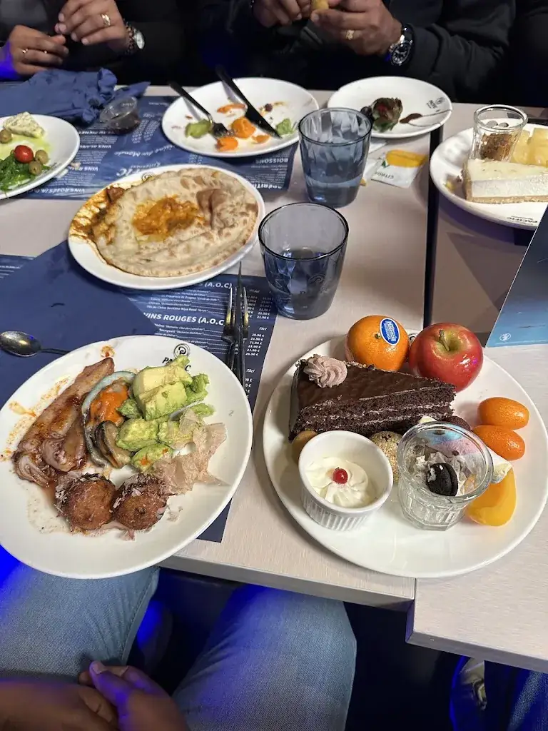 ishadi Rathnayake_PACIFIC 91_Fleury-Mérogis_review