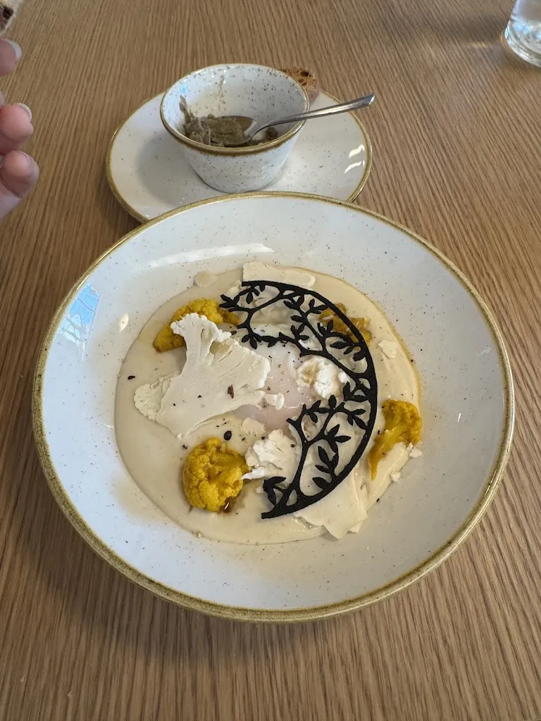 A R_Alma_Fleury-Mérogis_review