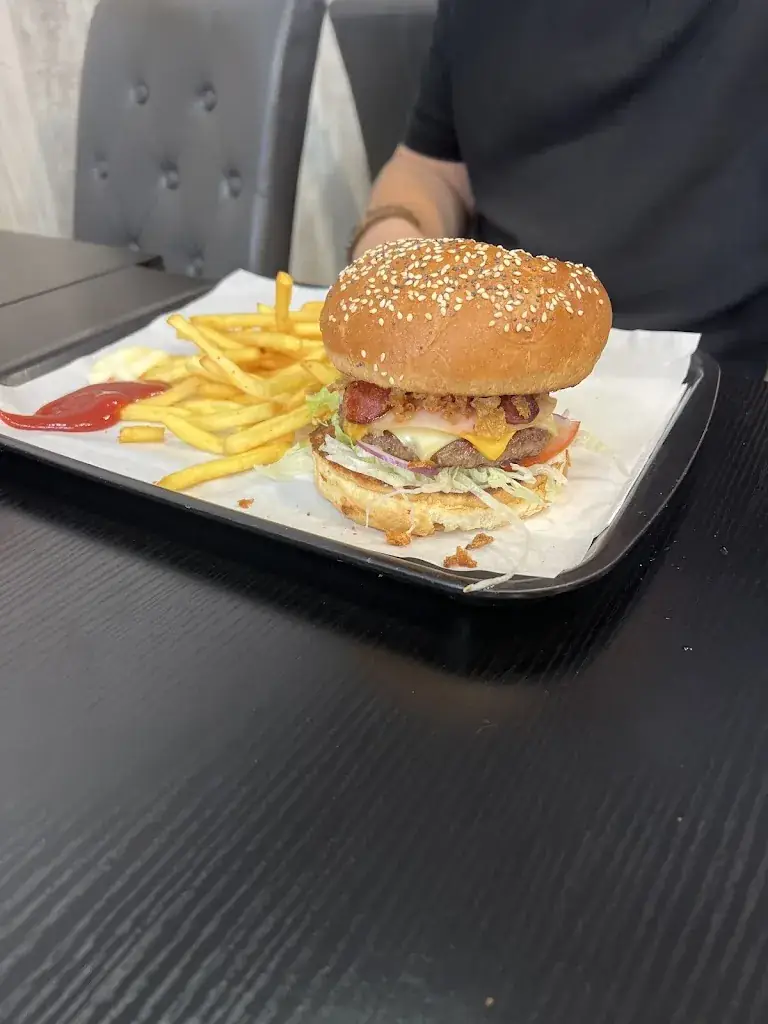 Le Suprême_Esbly_slider_image_2