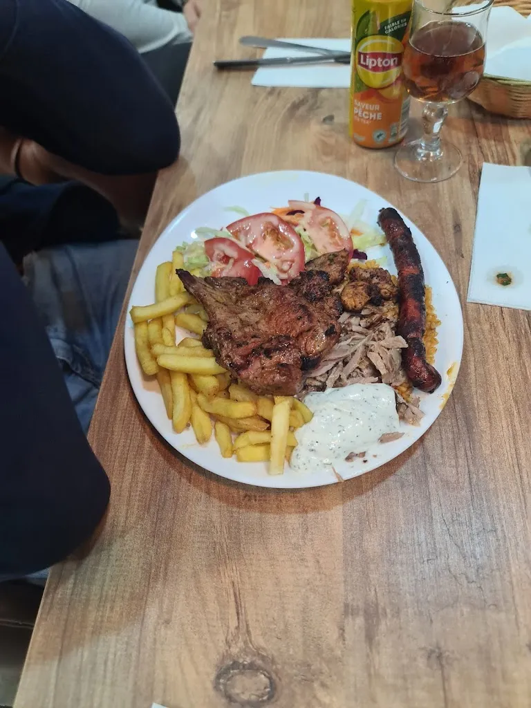 Udo Hirsch_KEBAB HOUSE _Esbly_review