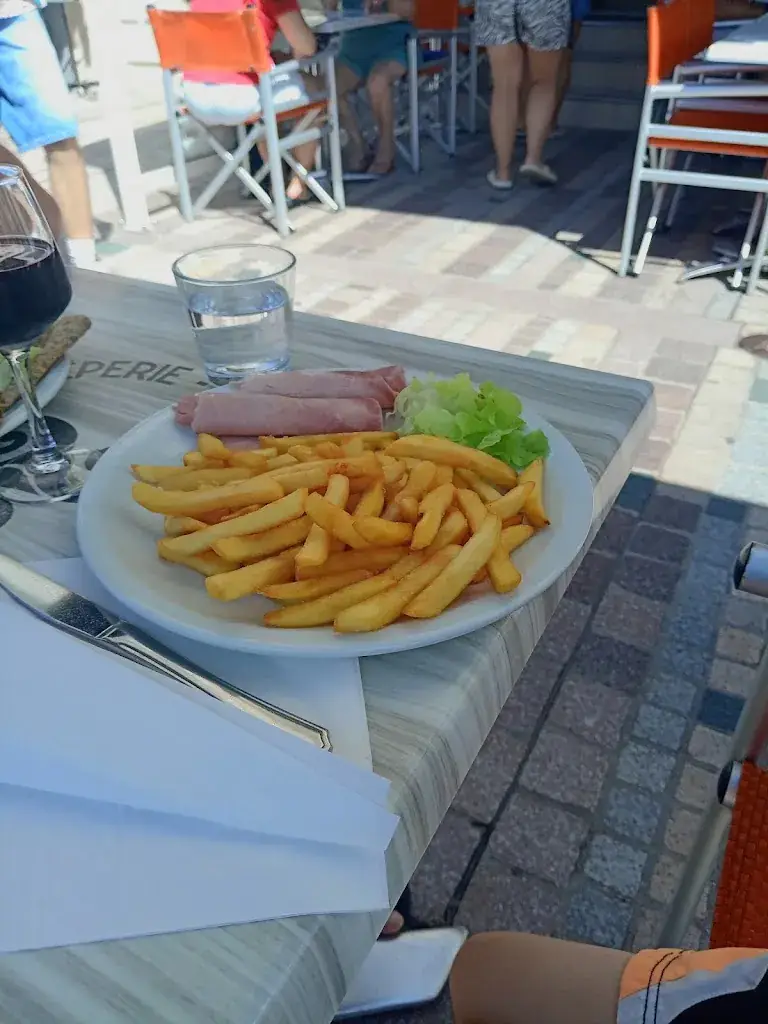 Ana E Carpio_Le Triskell_Eaubonne_Bewertung