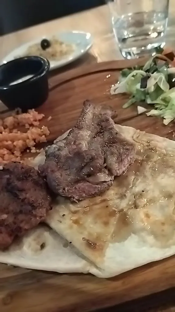 LE MÜNCHEN DÖNER_Eaubonne_slider_image_2