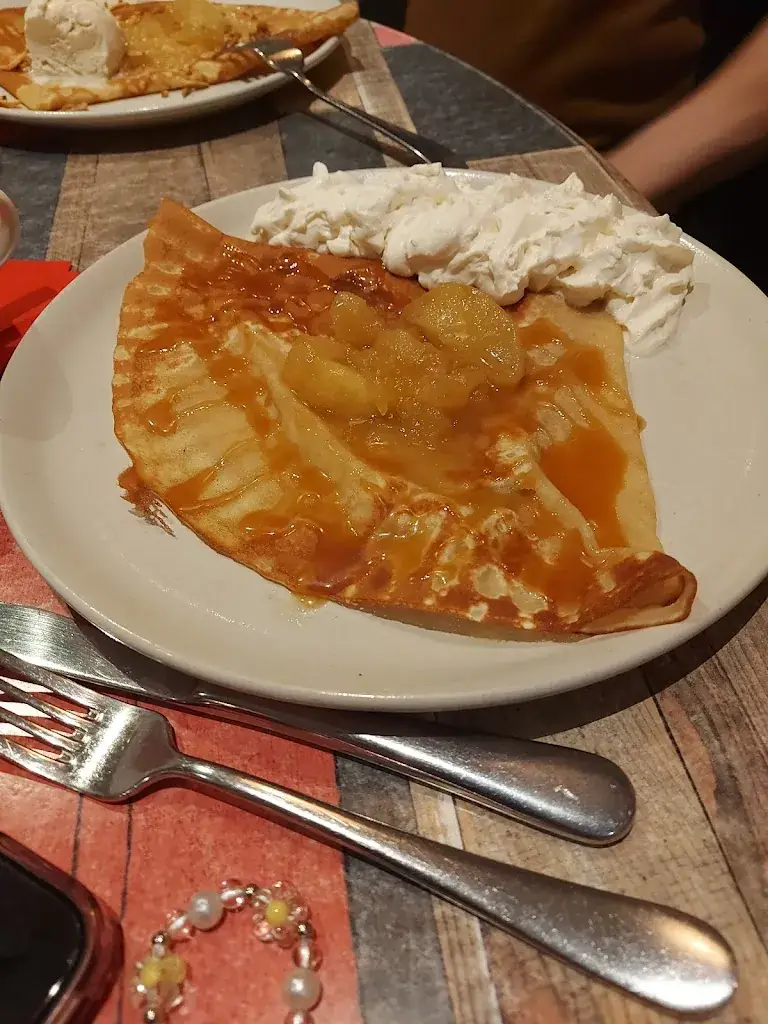 cyril fontaine_LE RENARD ET LA GALETTE_Ermont_review