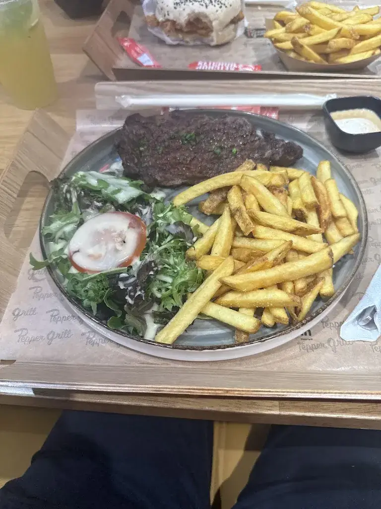 Cedric Doukovne_Pepper Grill Draveil_Draveil_review