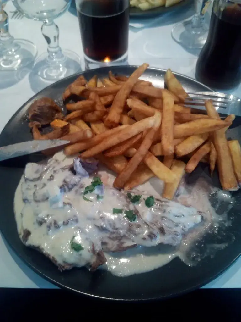 Berny Eth_Le Relax Draveil - la Villa_Draveil_review