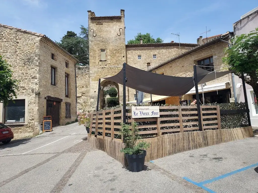 Jean Paul Richard_Le Vieux Four_Étoile-sur-Rhône_review