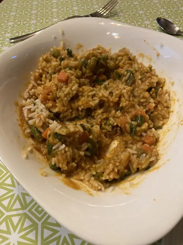 Albane O'piano_VANAKKAM_Viry-Châtillon_recensione