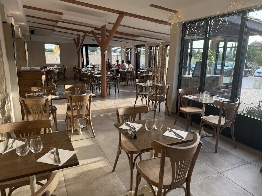 Alexandra Pasquier_La Bastide D'etoile_Étoile-sur-Rhône_recensione