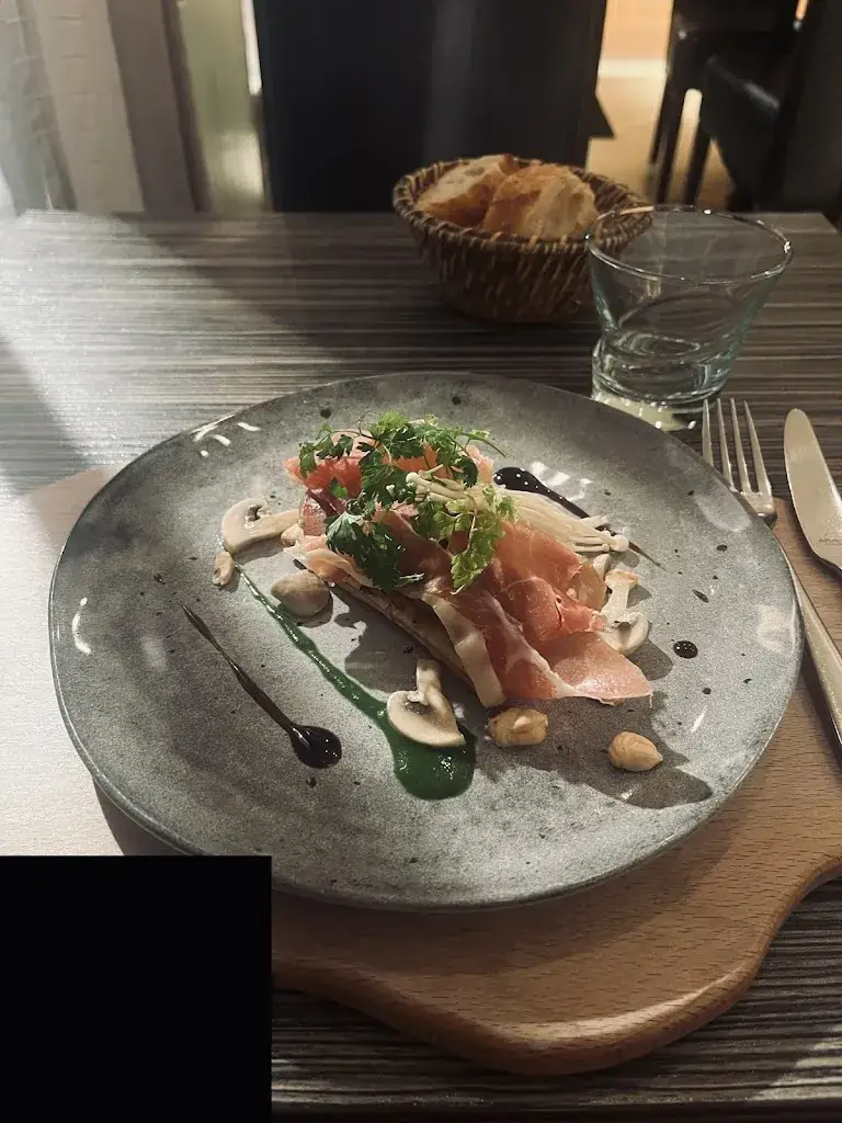 Nicolas Brisé_Au Fulcosa_Saint-Germain-en-Laye_recensione