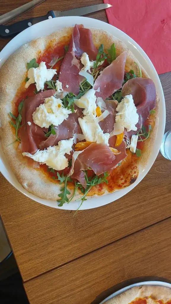 Hermione_Ristorante Pizzeria Da Tommaso_Saint-Germain-en-Laye_review