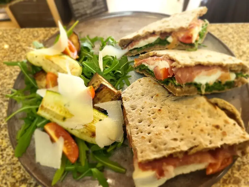 Ristorante Pizzeria Da Tommaso_Saint-Germain-en-Laye_slider_image_2