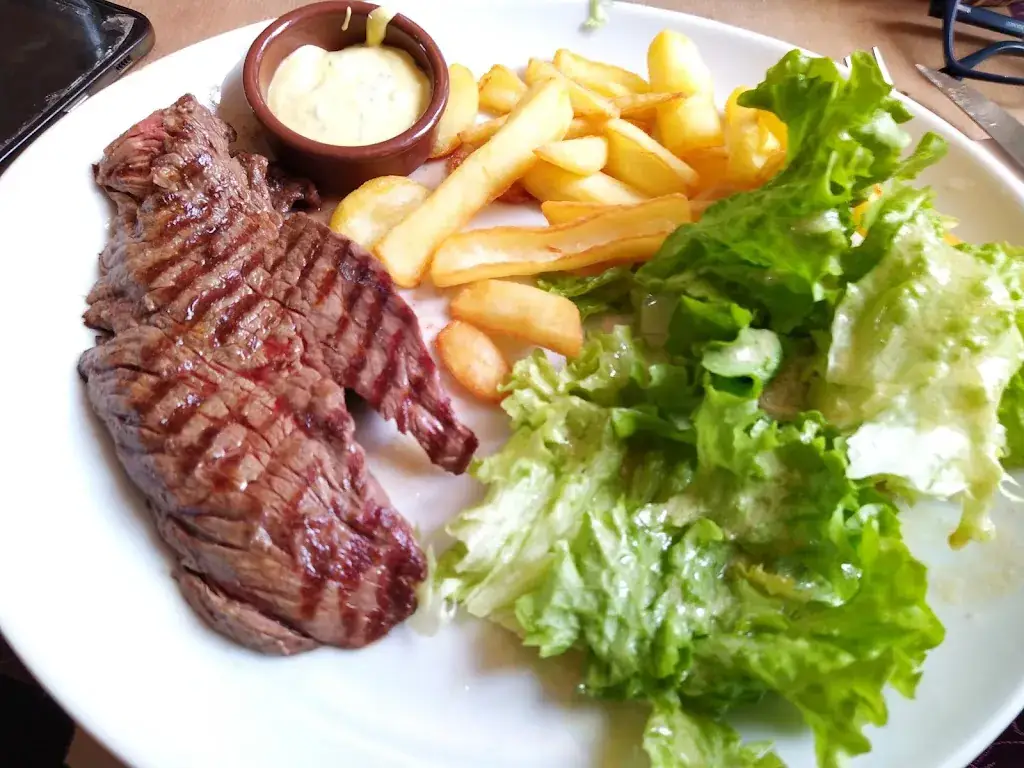 LA CROIX_Saint-Germain-en-Laye_slider_image_2