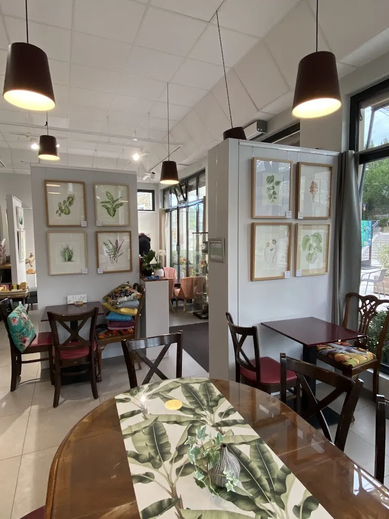 Anne PIEUSSERGUES DHERBICOURT_Atelier Pièce Unique Galerie D'art, Encadrement, Restaurant, Salon De Thé, Cours Peinture Dessin, Matériel Beaux-Arts_Saint-Germain-en-Laye_review