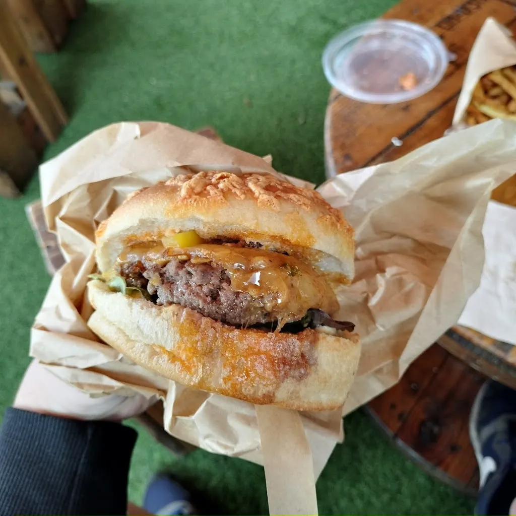 UNE FAIM DE LOUP ÉTOILE SUR RHÔNE_Étoile-sur-Rhône_slider_image_2