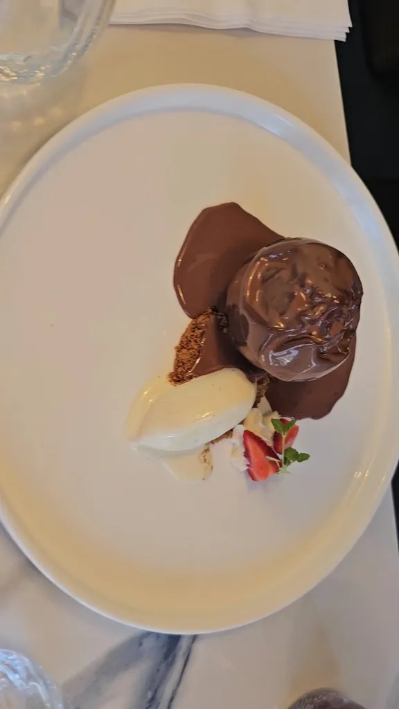 ABO AA_L'unique_Ermont_review