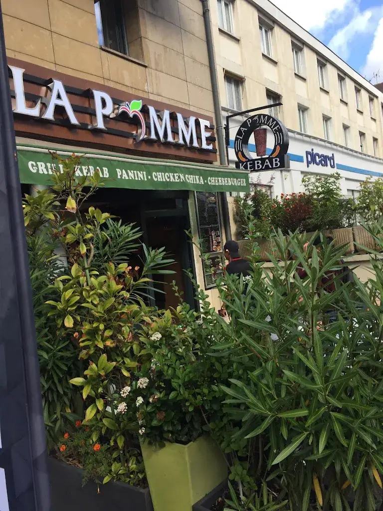 Apple Kebab restaurant in Ermont