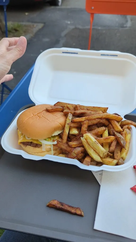 Le Mellow Smash Burger_Fontenay-le-Fleury_slider_image_2