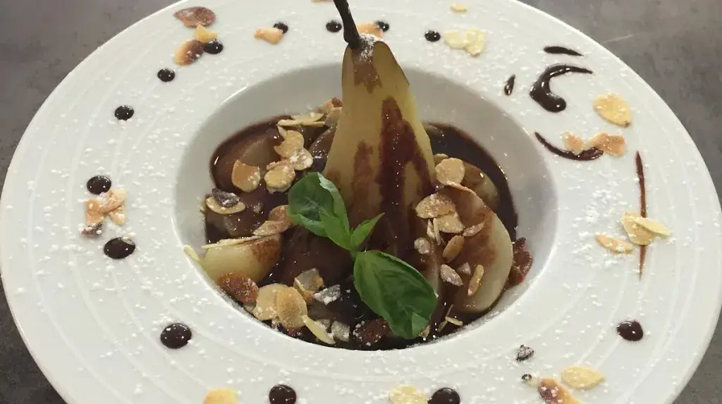 La Terrasse_Saint-Cyr-l'École_slider_image_3