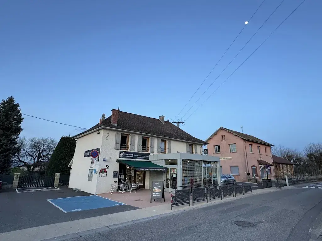 Simultan Gedicht_Le Comptoir de Faverges_Faverges-de-la-Tour_Bewertung