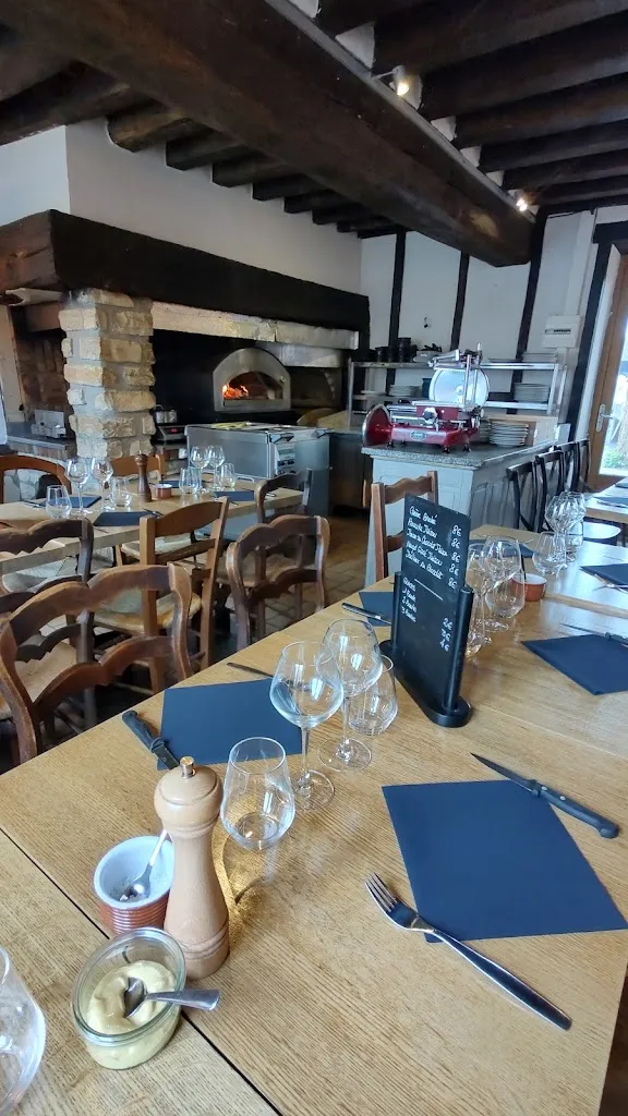 Le Go-Rhino_Bourdonné_slider_image_3