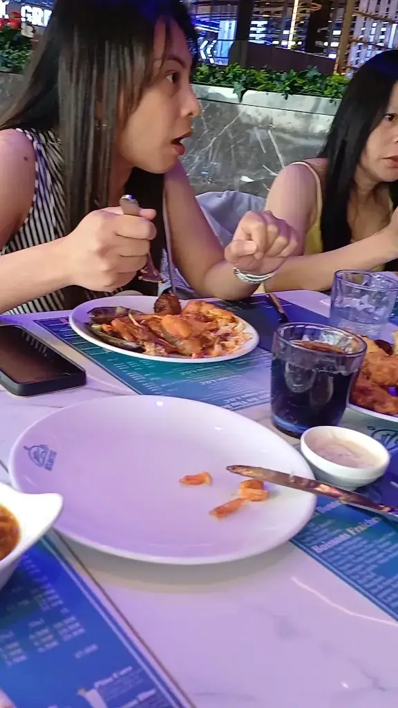 Vrinelie Matullano_Atlantic_Fresnes_review