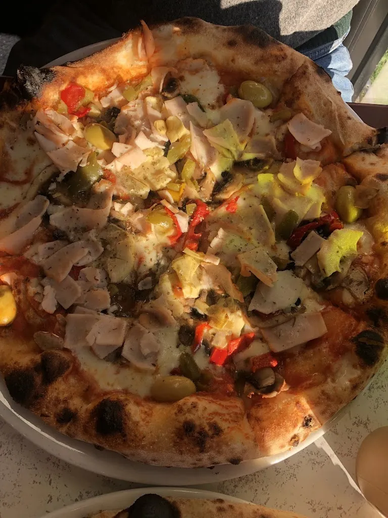 Cherine_Bella Napoli_Fresnes_review