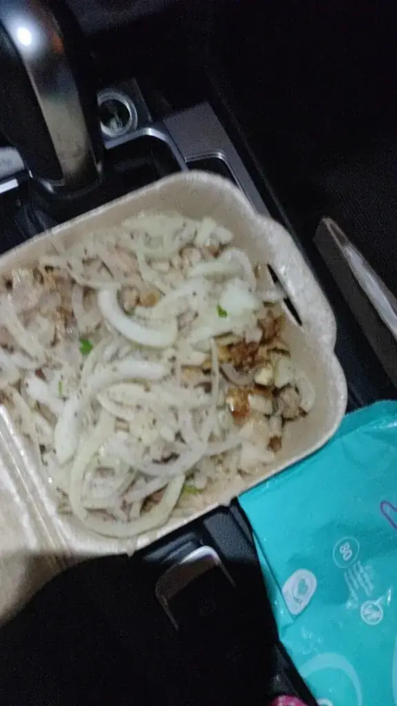 Tharaka V_Restaurant Istanbul_Fresnes_review