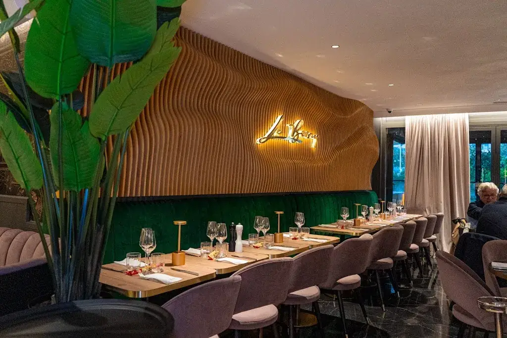 Le Berny_Antony_slider_image_1