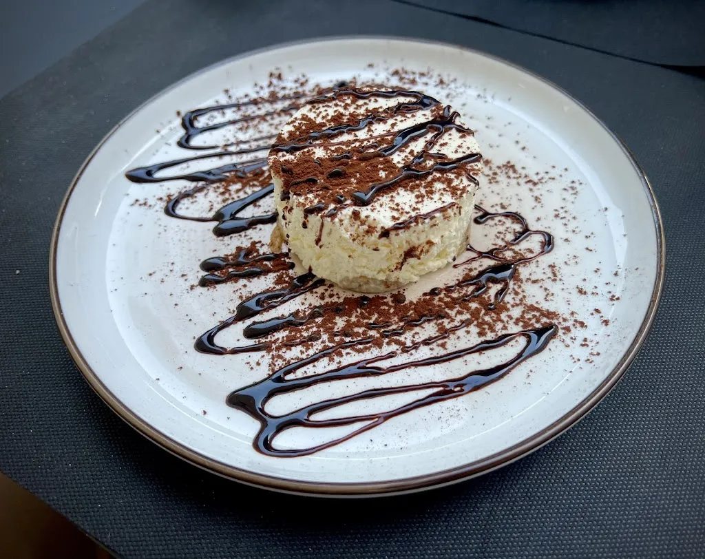 florent thomas-penette_Le Colibri_Fontenay-aux-Roses_review