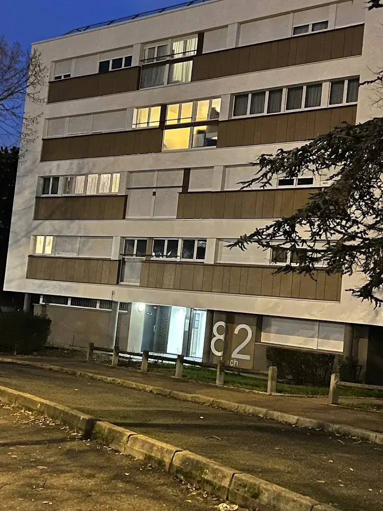 amal alqairwani_SeafoodHomeMade_Fontenay-aux-Roses_review