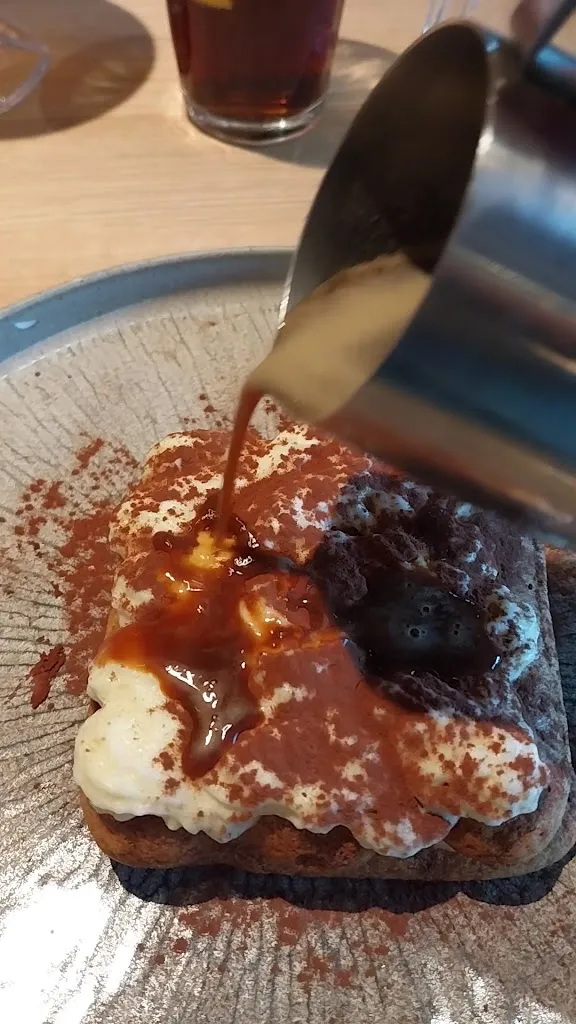 Hippopotamus Steakhouse_Gazeran_slider_image_2