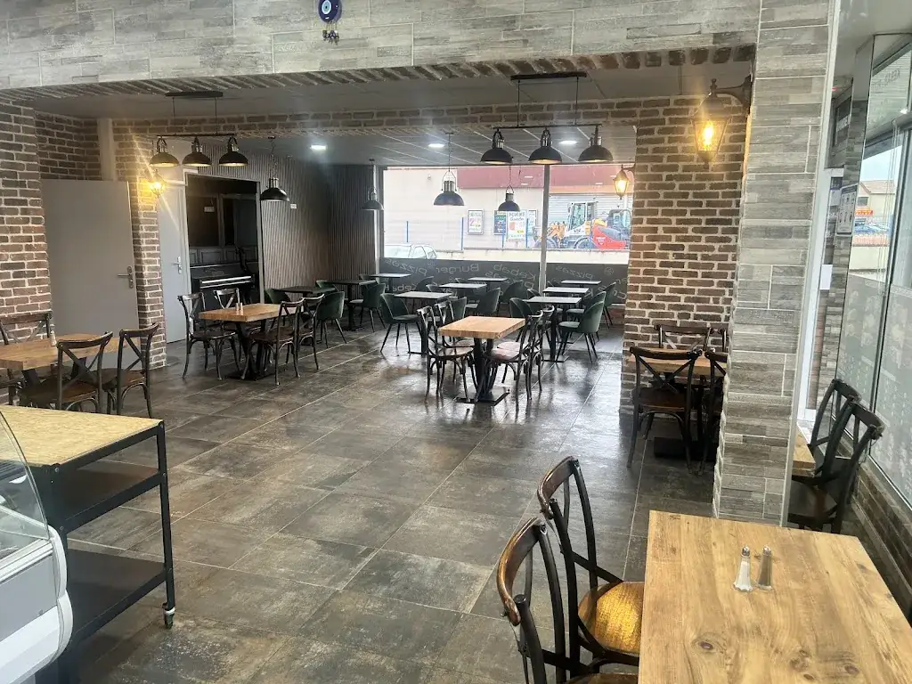 Restaurant Artemis Kebab&Pizza&Tacos&Grillade&Burger restaurant in Queue-les-Yvelines