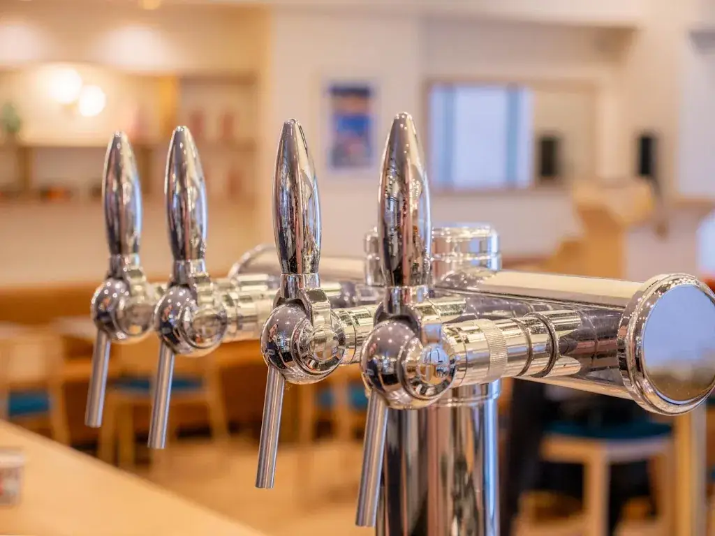 Brasserie Perle restaurant in Garches