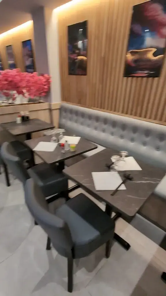 Sushi SAKE_Garches_slider_image_2