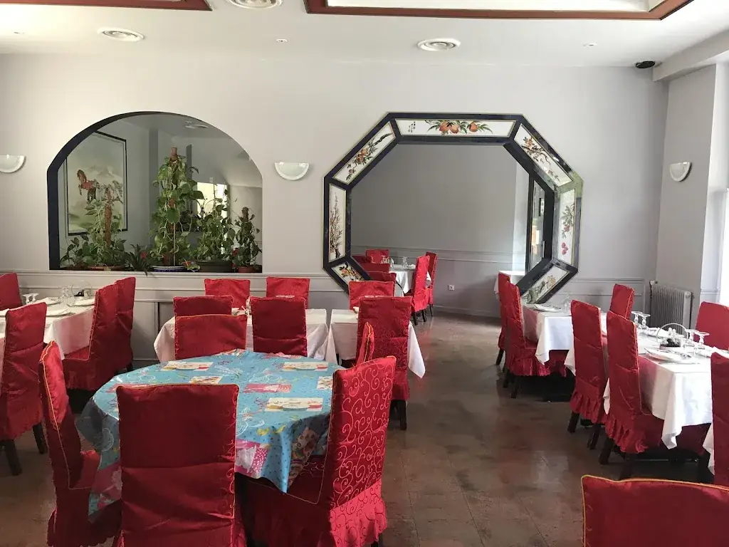 Jing Du restaurante en Garches