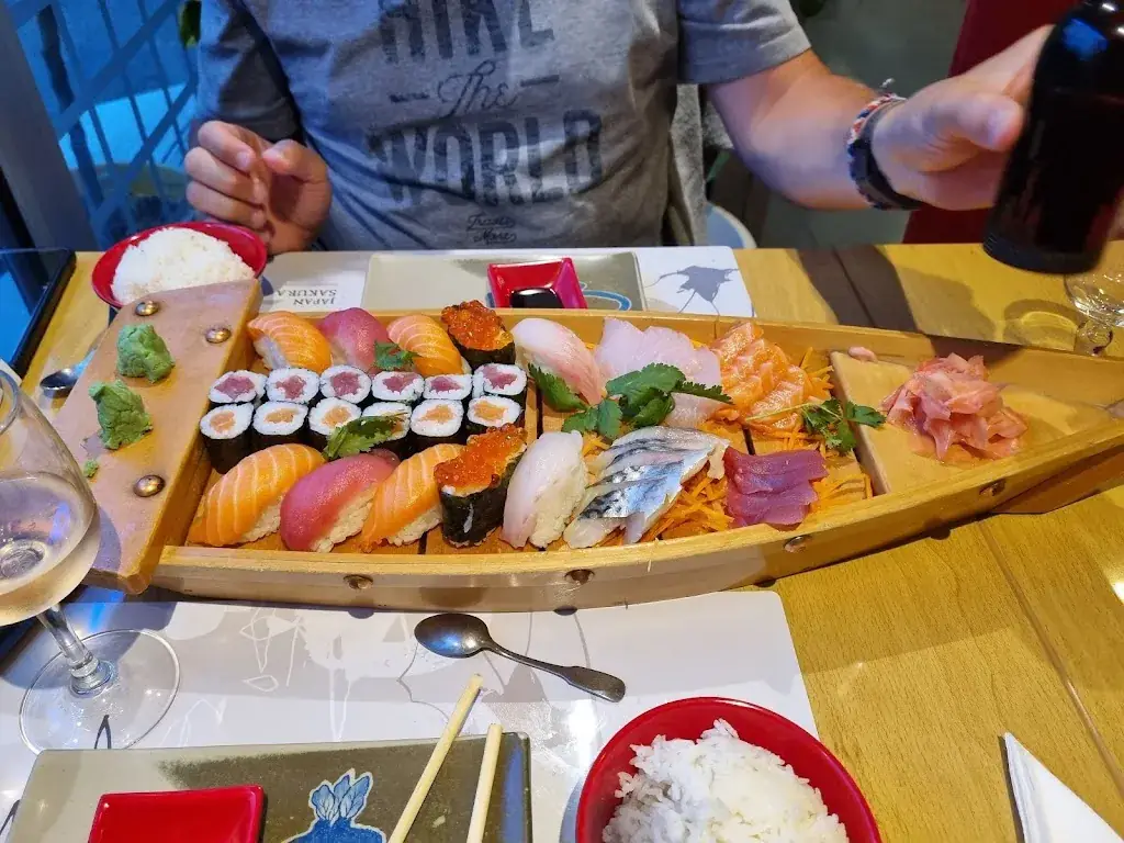 Menu_Japan Sakura_Garches_image_9