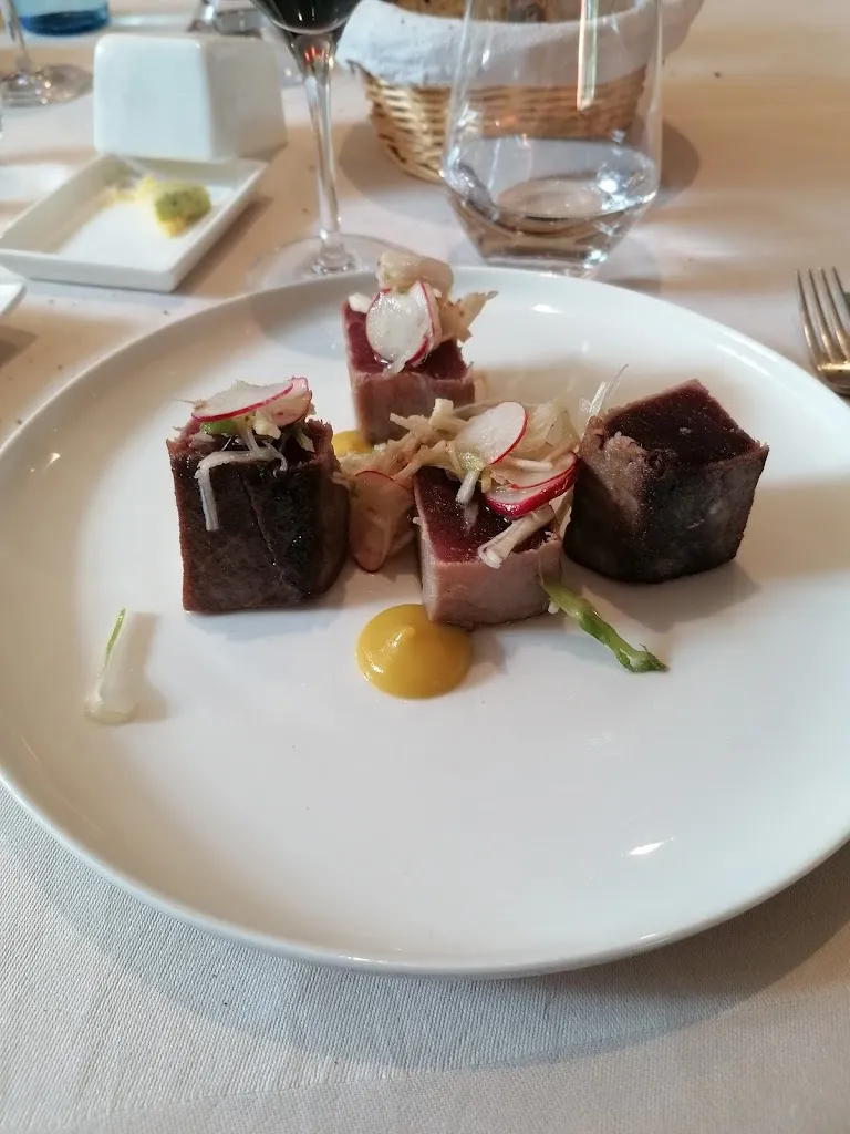 Menu_La Toque Blanche_Mesnuls_image_8