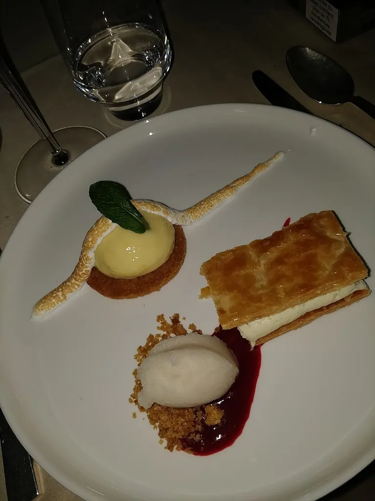 Menu_La Toque Blanche_Mesnuls_image_9