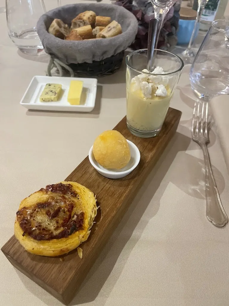 Céline Schoulz_La Toque Blanche_Mesnuls_review