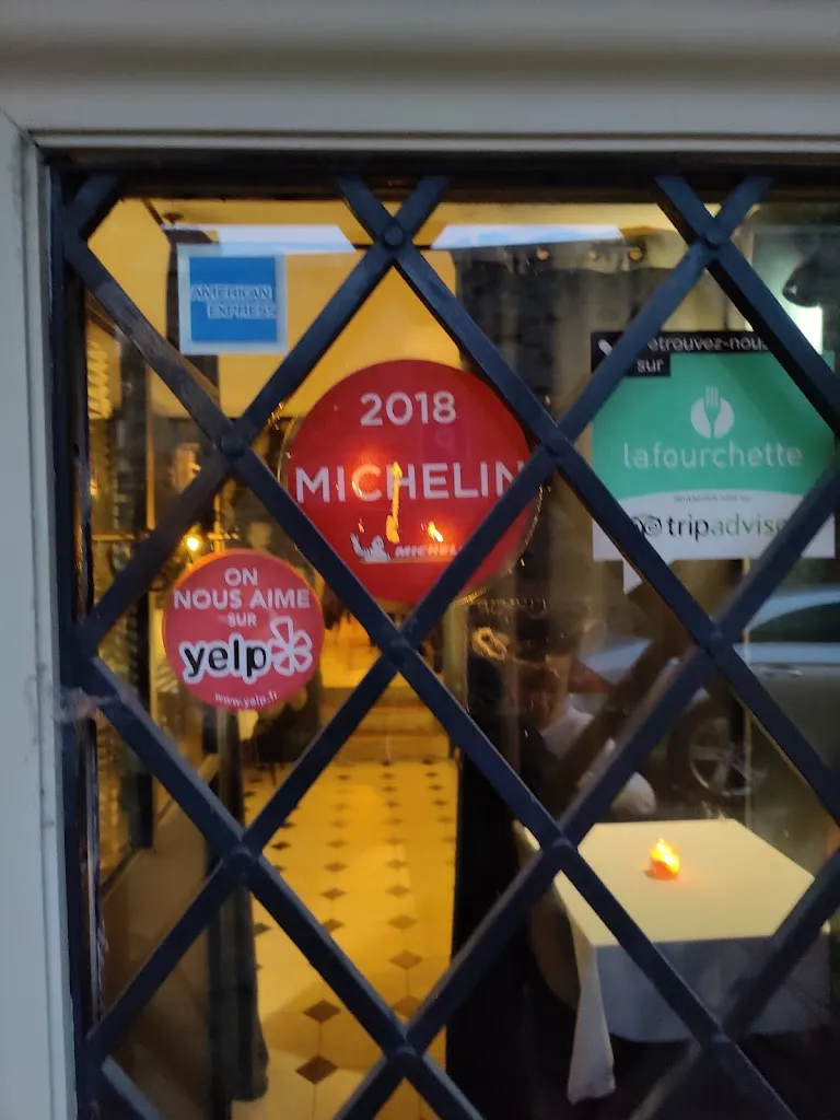 Max Volkov_Rive Gauche_Mantes-la-Jolie_review