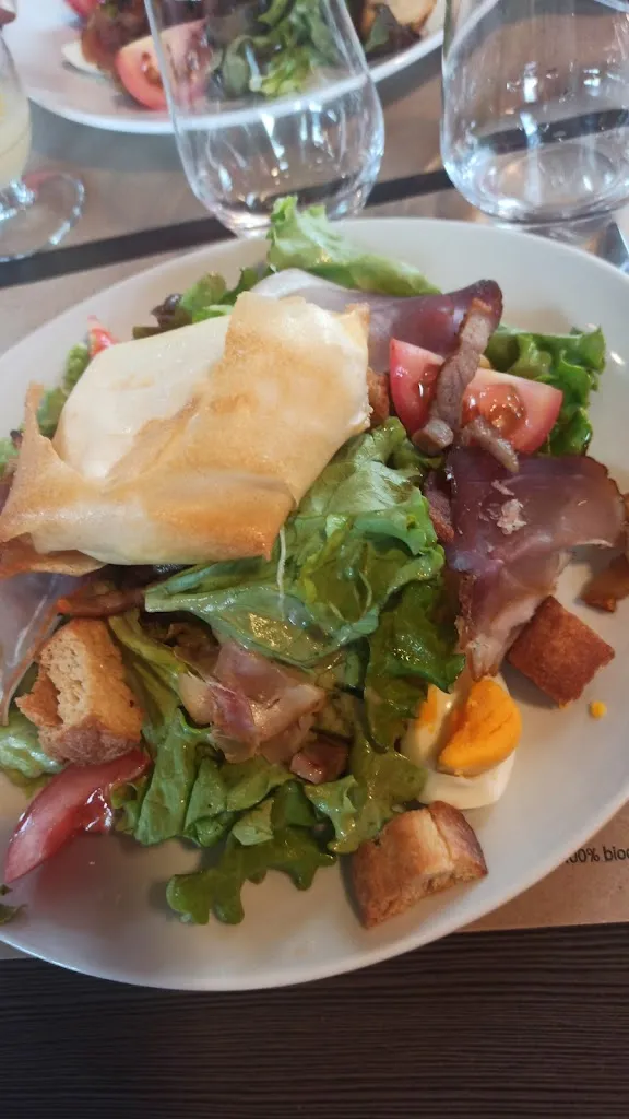 Nelly C-M_La Cabane du pêcheur/Oh! Fermes._Allinges_review